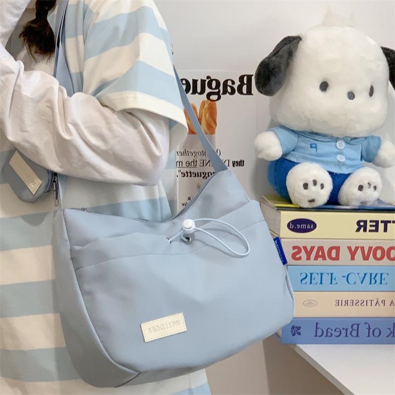 

Japanese Solid Color Large Capacity Canvas Shoulder Bag for Female Students