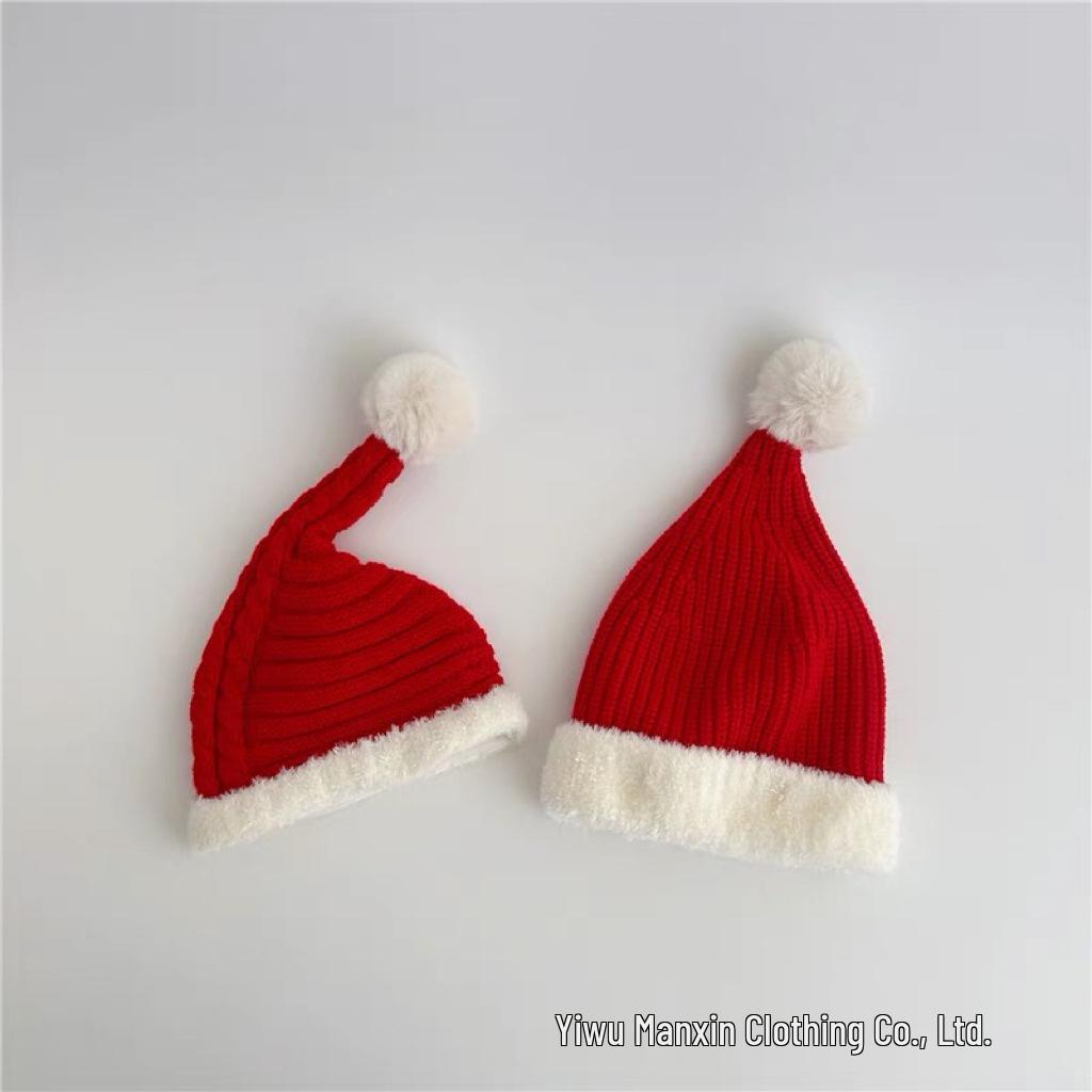 Świąteczna Ciepła Dzianinowa Wełniana Czapka Dziecięca - Czerwony Plusz na Boże Narodzenie i Nowy Rok