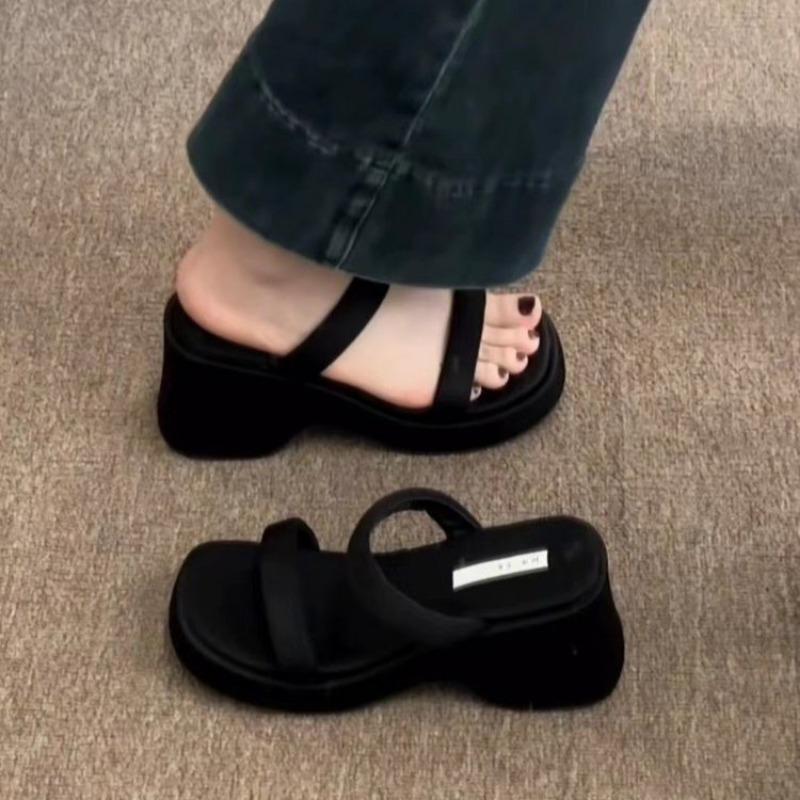 Muffin thick-soled small man height-increasing silver slippers women's summer wear fashion word wedge heel high-heeled sandals