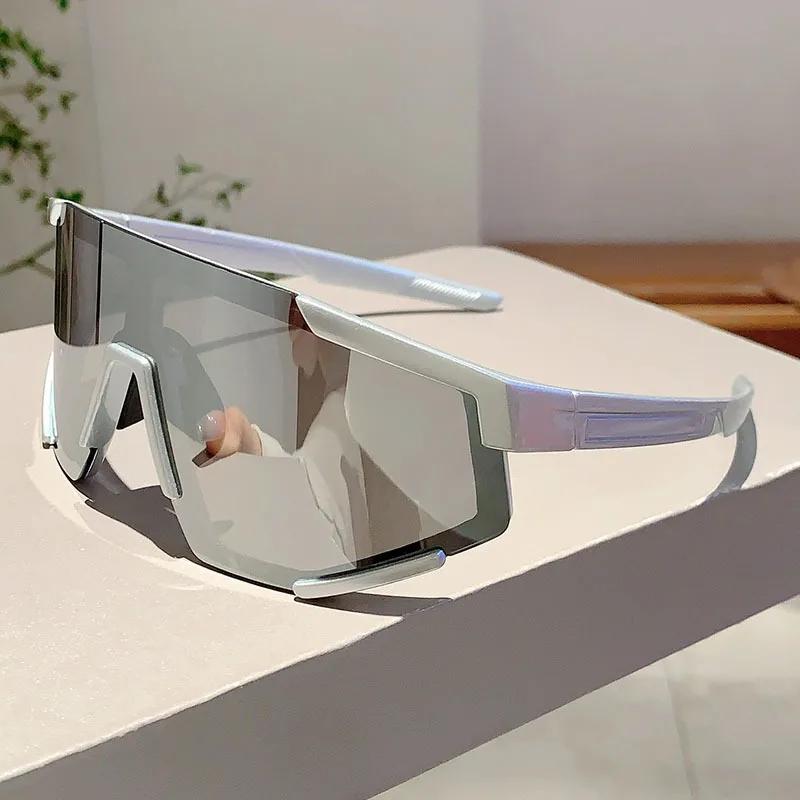 Outdoor Sport Goggle Sunglasses Women for Men Luxury Designer Vintage Sun Glasses Popular Punk Skiing Windproof Shades