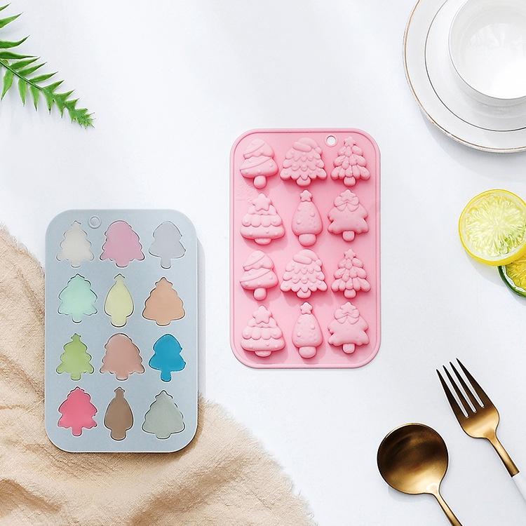 12-piece Set Of Festive Christmas Tree Shaped Baking Molds Perfect For Holiday Cakes And Chocolates