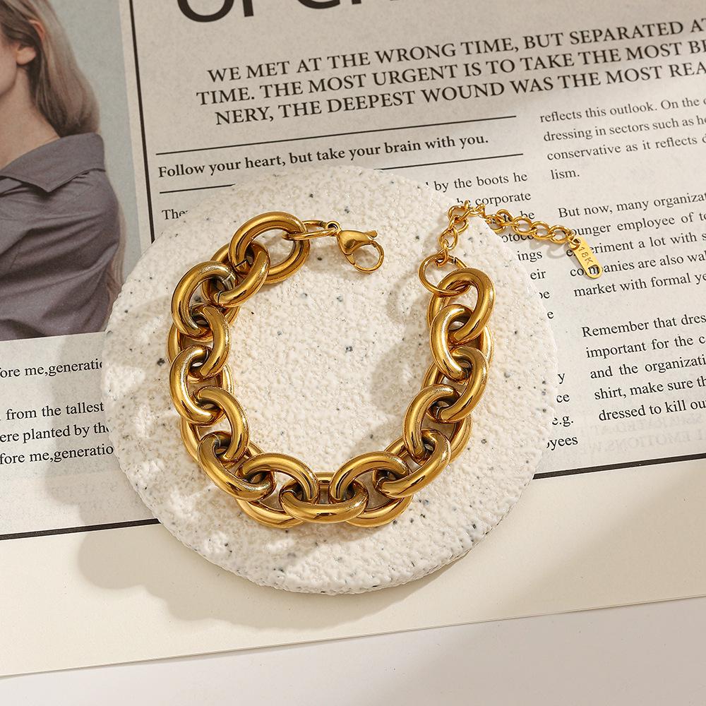 Yingtai 18k Gold Geometric Stainless Steel Bracelet - Fine Polished, Non-Fading, Titanium Steel Clasp Chain.