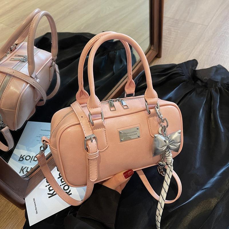 Fashion Commuter Shoulder Handbag Women's New Versatile Messenger Small Square Bag