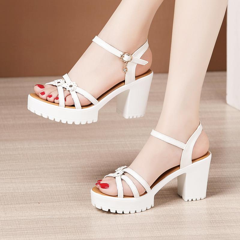 Fashion Size 32-43 Thick Heel Platform Sandals Women's Wedding Shoes 2024 Summer New Elegant 8cm High Heel Sandals Women Office Sandals