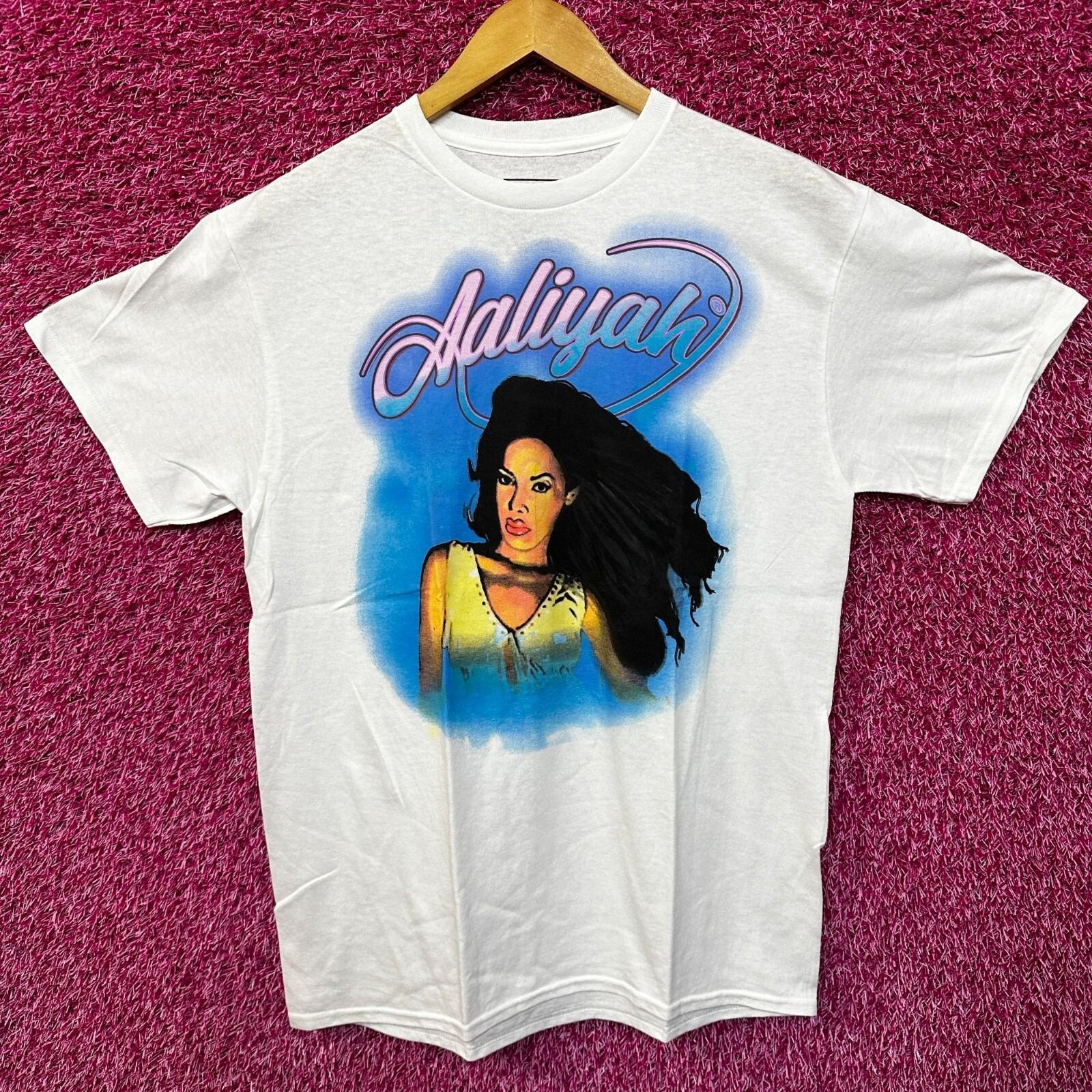 Aaliyah Queen Of RnB Airbrush Tshirt size Medium XL