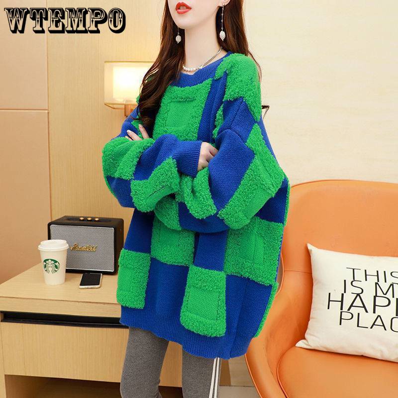 Autumn/winter Women's Square Contrasting Medium Long Pullover Sweater with Thickened Plush