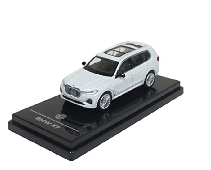 PARAGON Scale BMW X7 White RHD Miniature Car 1/64