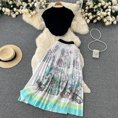 Ethnic Style Two-Piece Suit Women's Summer Temperament Short T-Shirt Top Printed High Waist Pleated Skirt