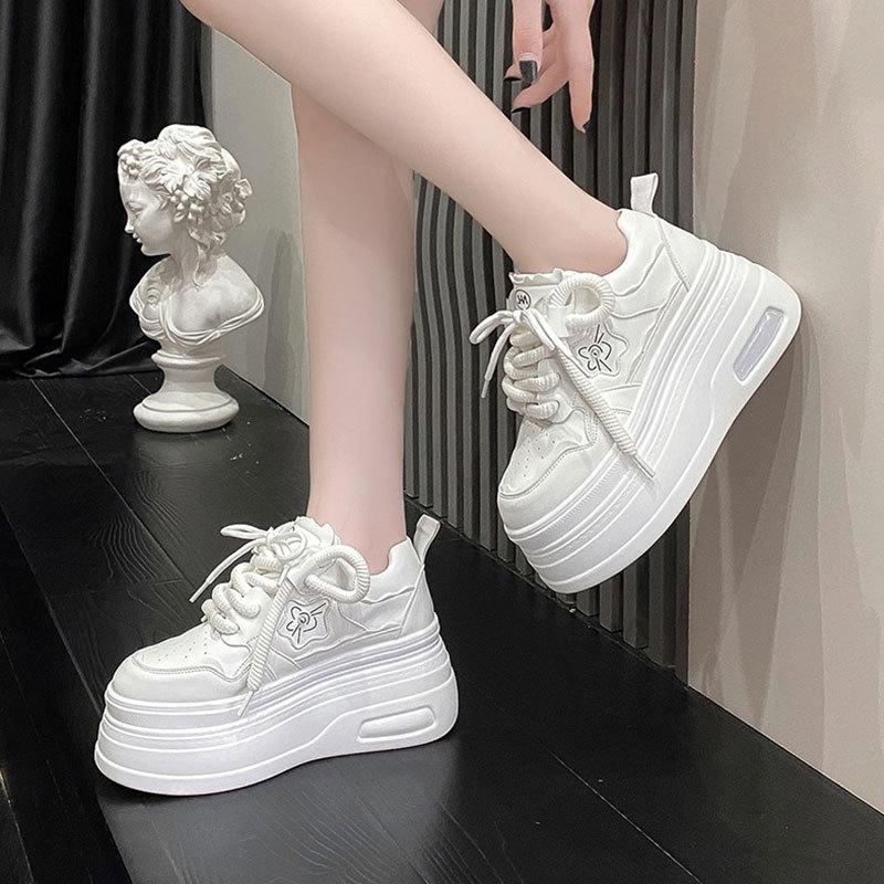 Women's autumn new casual inner height increase premium ins super pink platform muffin board shoes