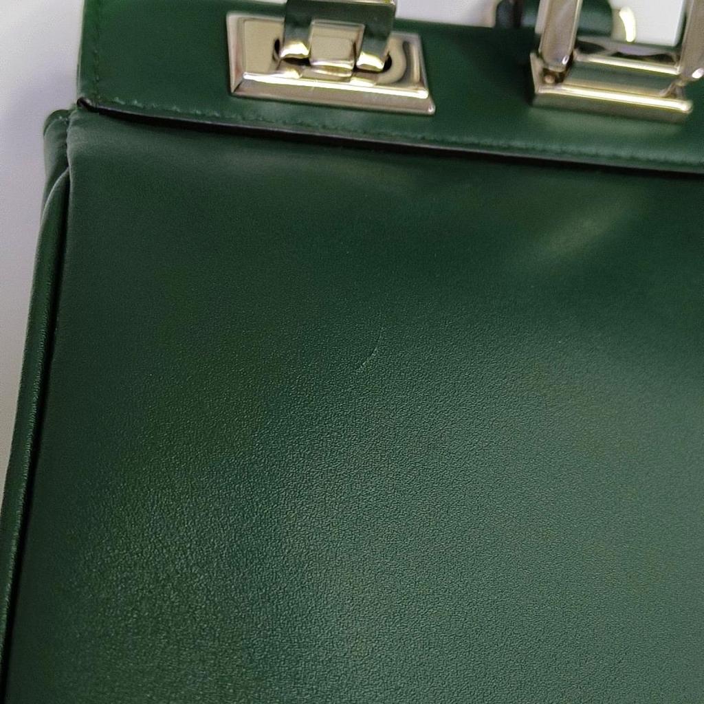 [Pre-Owned] Zumi Double G Buckle Leather Large Capacity Shoulder Crossbody Tote Bag Medium - Very Good #KV32HG
