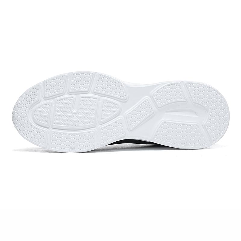 Neue große Herrenschuhe Mesh atmungsaktive Plateauschuhe zur Erhöhung der Leichtigkeit von sportlichen, lässigen Herrenvulkanisierten Loafers