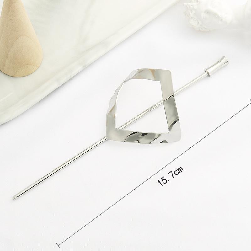 Korean Dongdaemun Geometric Metal Hair Stick: Vintage, Elegant Updo Hairpin Accessory