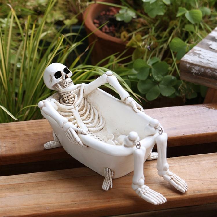 Halloween Decoration Skull Planter Bathtub Resin Crafted Plant Container For Home Office Or Garden