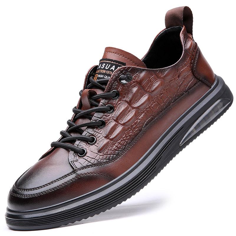 Crocodile pattern sports and leisure leather shoes 2025 new leather shoes trendy brand spring soft surface breathable cowhide board shoes
