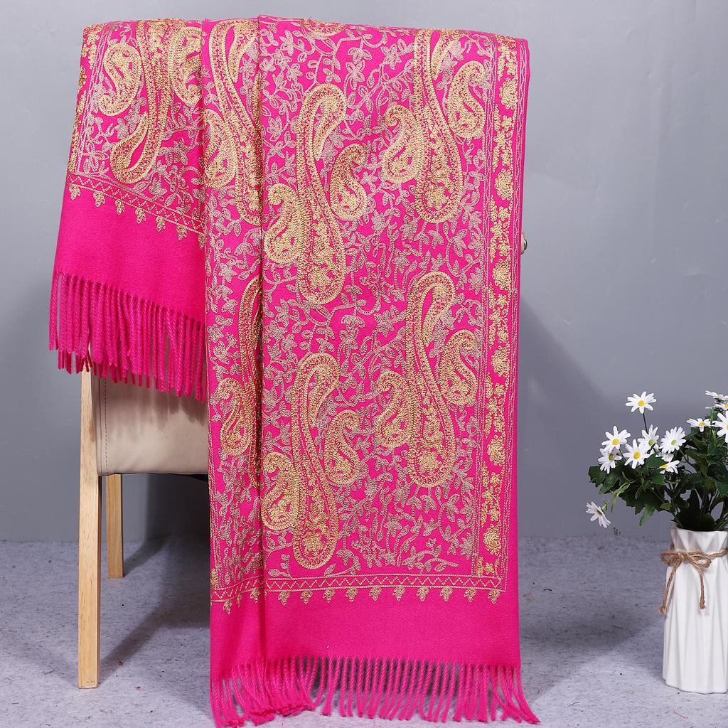 Nepal Embroidered Cashew Flower Ethnic Style Scarf for Women, Autumn and Winter Wedding Banquet Thickened Cheongsam Shawl for Scenic Areas