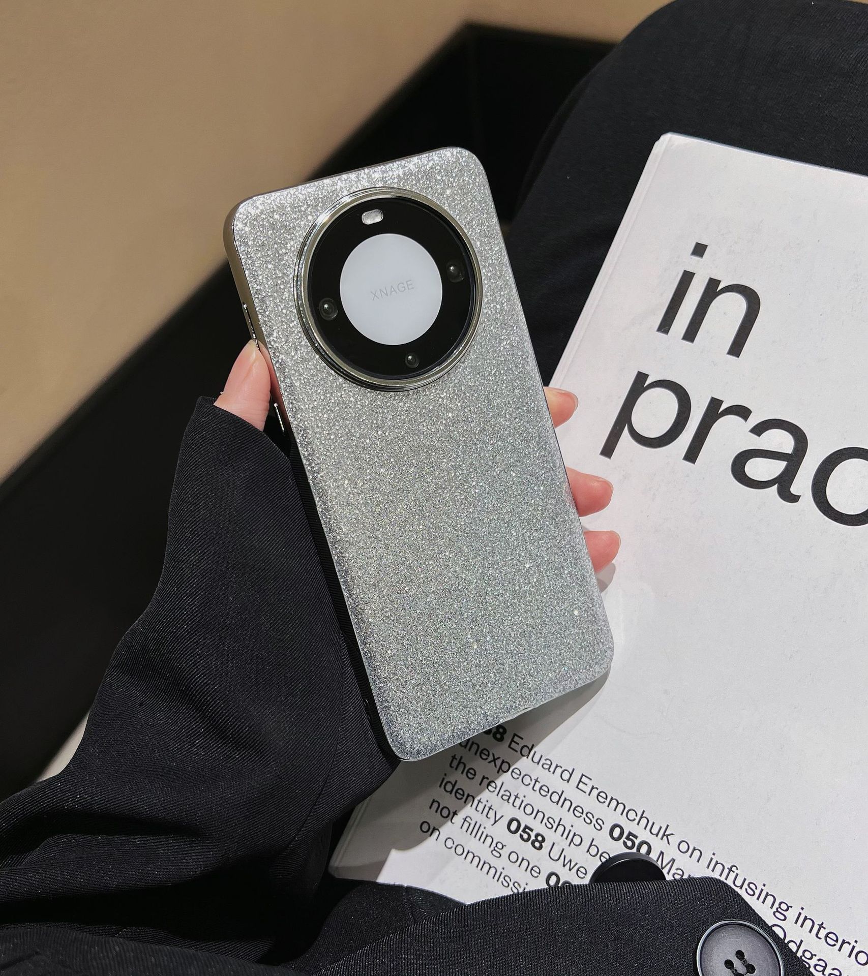 

Luxurious Rhinestone Phone Case for Huawei Mate60pro+, High-end Glitter Mate60 Protective Case for Women HUAWEI Mate60 срібний