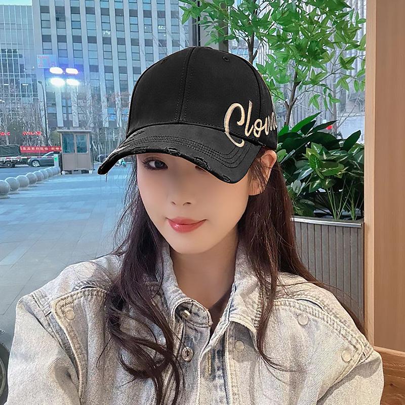 

Black Hardtop Cap Summer Letters Big Head Hat Baseball Cap Sun Hat Tide Embroidery Average size (55-59cm) чёрный