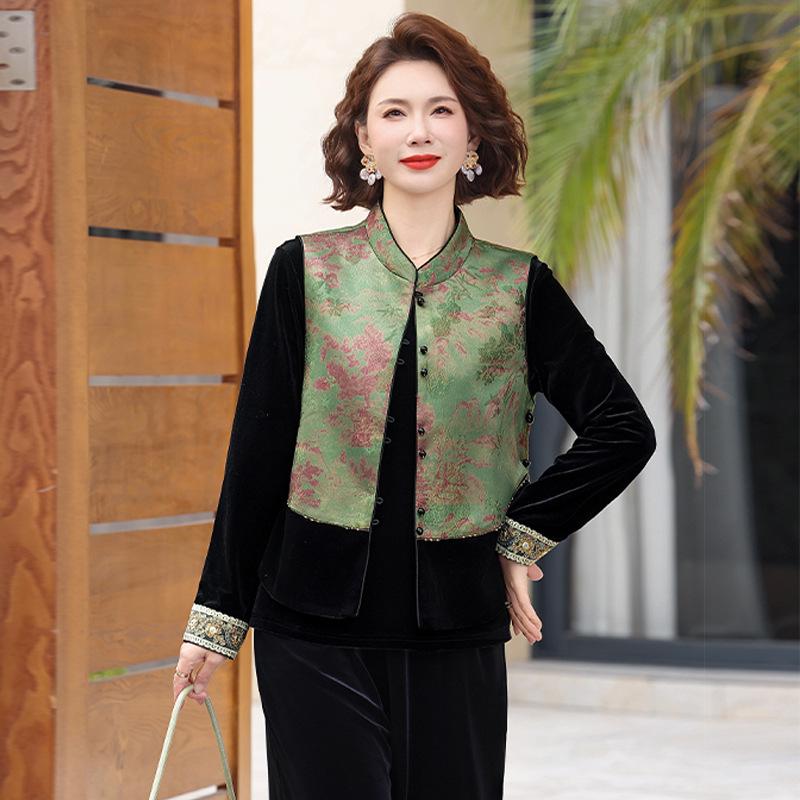

Mom s New 2026 Spring/Autumn Three-Piece Suit: Chinese Style Vest, Top & Pants for Middle-Aged and Elderly Women. 5XL (73-78 kg)