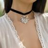 Chic Sunflower Charm Necklace Alloy Pendant Choker Chain Retro Sun Flower Choker Necklaces Handmade Neckchain