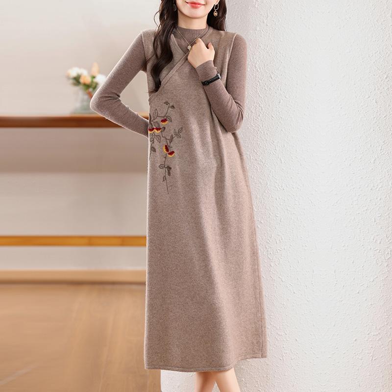 Dámské kašmírové šaty Qinghe kašmír 30% kašmír 70% vlna podzimní a zimní kašmírová sukně měkká a teplá