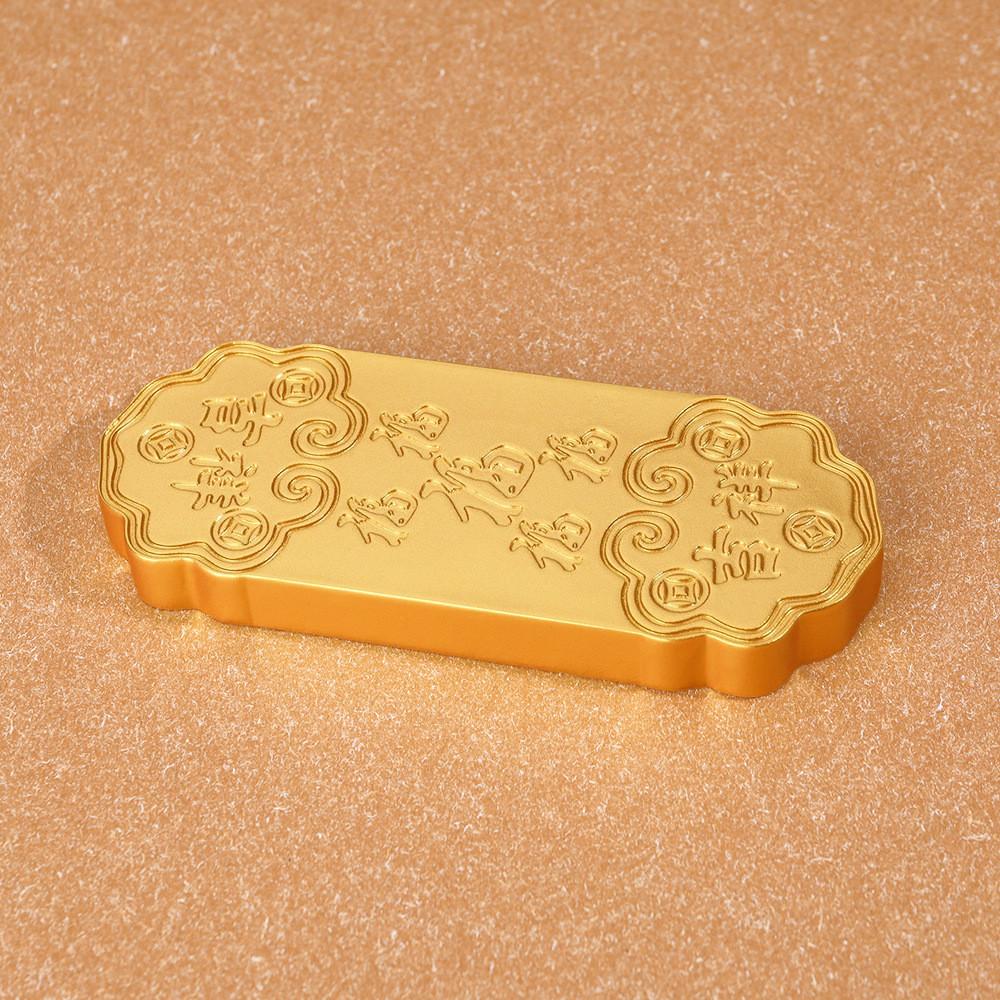 Resin Car Dashboard Decor With Wooden Finish For Car Enthusiasts Gift Idea