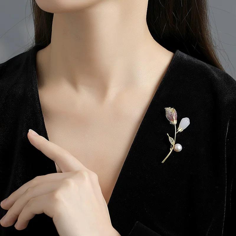 Tulip Brooch, White Jade Corsage, Luxurious and Exclusive Small-scale Design Pin