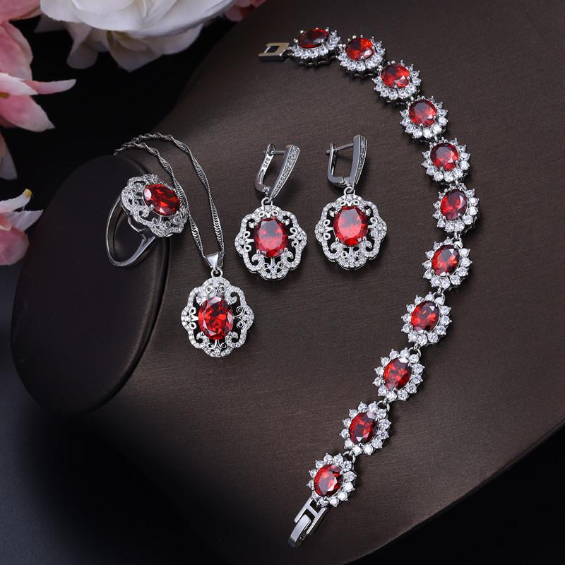 

Комплект украшений изумрудами, кольцо, браслет, ожерелье, серьги 10#