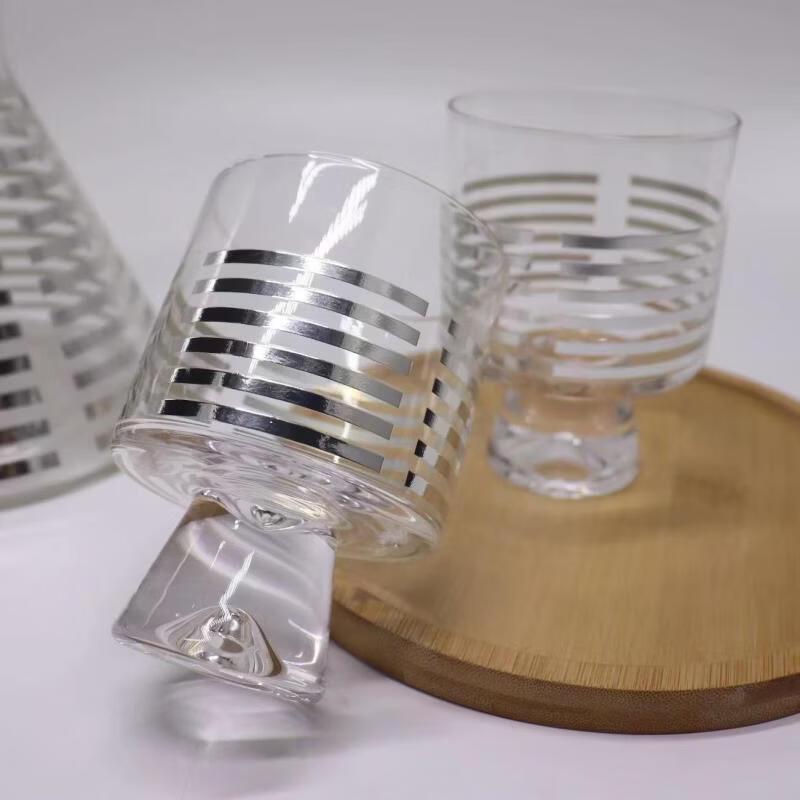 Striped Glass Decorative Wine Glass