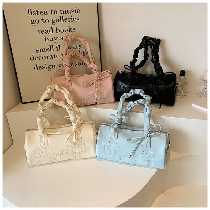 IELGY Korean version of light and foreign pink handbag, fashionable and versatile embroidered pillow bag, single shoulder and underarm women's bag.