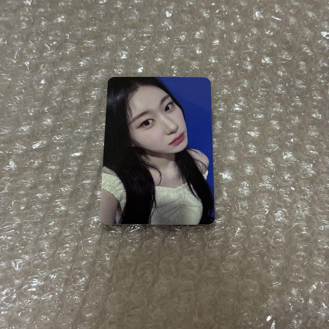 

[USED] ITZY Makestar Face-to-Face Winner Exclusive Trading Card Chaeryeong