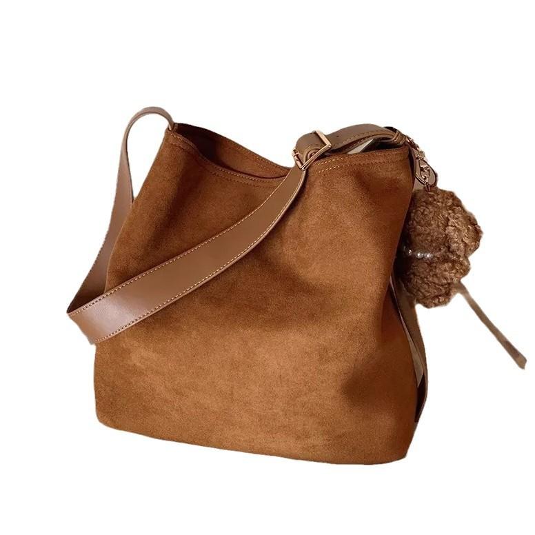 

Сумка-тоут Hand Warm Latte для женщин 2024 года, новая свободная большая сумка на одно плечо, сумка через плечо