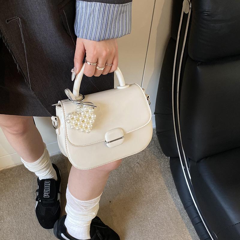 Premium Texture Retro Bag Women's 2025 New Fashion Versatile Messenger Bag Super Fire Portable Small Square Bag Small Bag