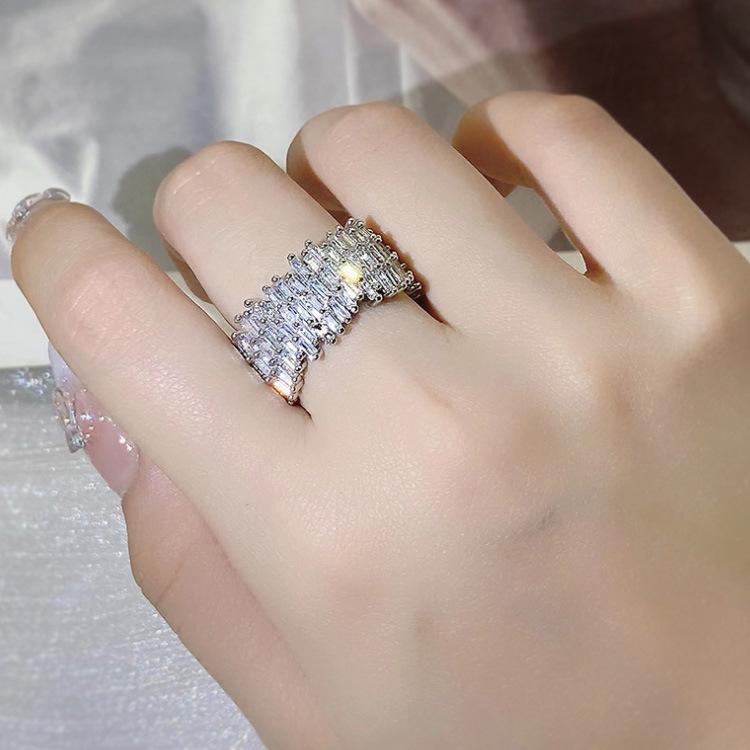 Fashion Personality Exaggerated Design Ring Fashion Girl Ring Minority T Square Zircon Luxury