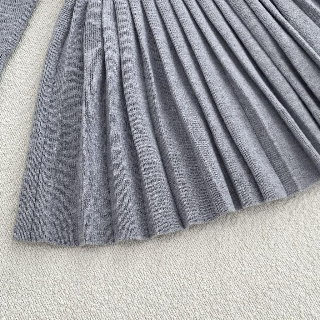 Girls' Knitted Princess Dress - Diamond Pattern, Round Neck, Pleated Long Sleeves, School Style for Spring & Autumn