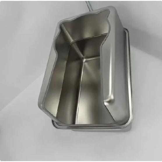 Extra Large Fully Enclosed Stainless Steel Cat Litter Box Is Leak-proof and Deodorizing