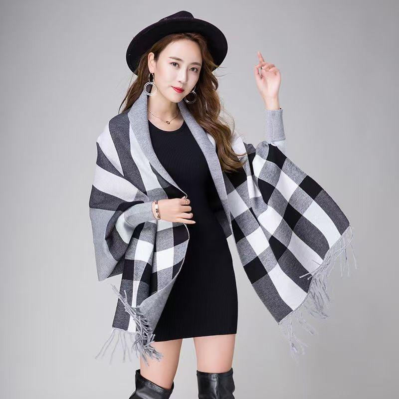 

Женский клетчатый повседневный кардиган с кисточками из толстой шали для осенних и зимних нарядов свитер one size серый