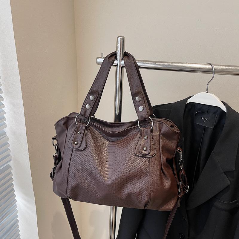 

Ретро европейская и американская наплечная сумка: Универсальная, стильная, повседневная сумка для ежедневных поездок на работу 38x25x13 cm кофейный