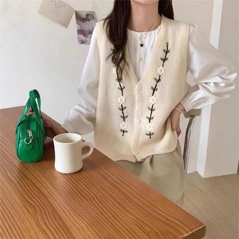 Women's Embroidered Knitted Cardigan Vest with Shoulder Pads - Autumn/Winter Layered Sweater Jacket