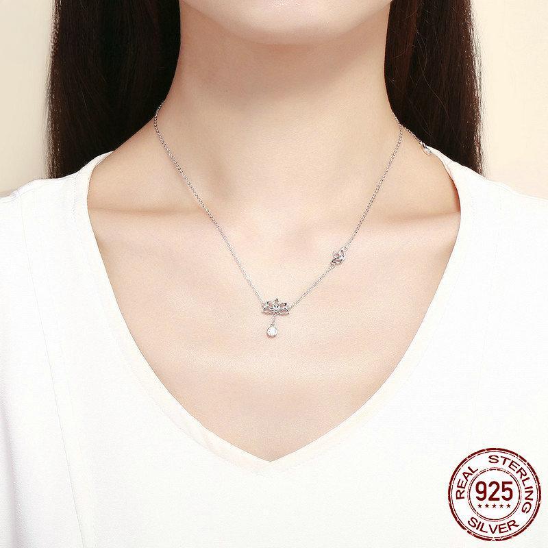 Elegant 100 %925 Sterling Silver Lotus Flower Pendant Necklaces For Women Clear Cubic Zircon Necklaces Jewelry Bsn012