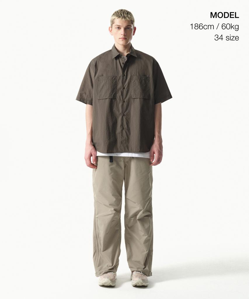 MUSINSA STANDARD [City Leisure] Np Side Zipper Parachute Pants [Leaf Beige]