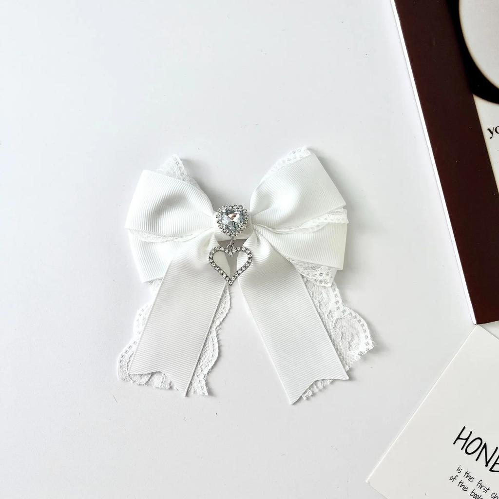Korean Women's Lace Bow Tie Brooch Heart Shape Rhinestone Pendant Lolita Suit Skirt Accessories Pin Clips Handmade Jewelry Gift