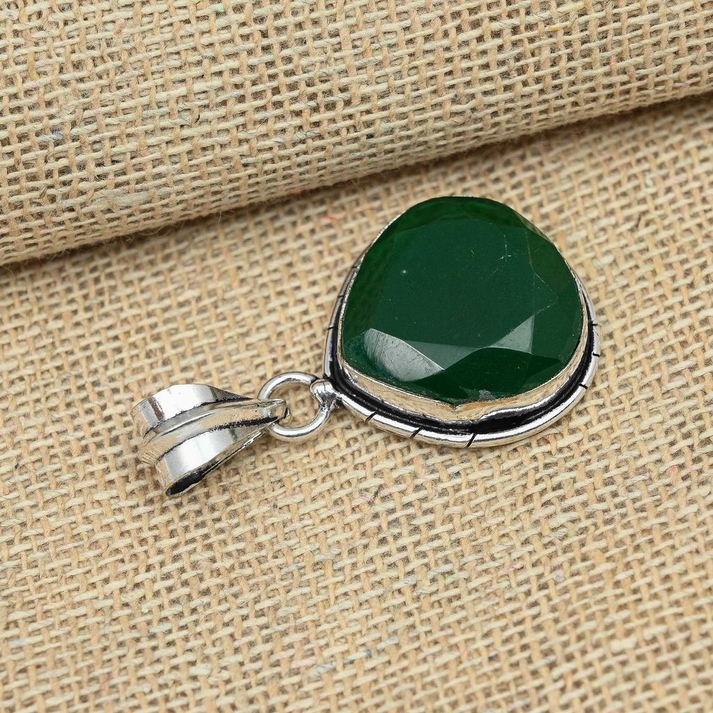 Green Onyx Gemstone Handmade 925 Solid Sterling Silver Jewelry Unique Pendant For Her
