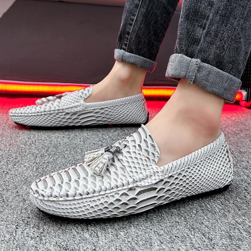 Summer New Soft Sole Flat Shoes Elegant Orange Men's Loafers Breathable Men's Casual Shoes Party Dress Shoes Park Walking Shoes