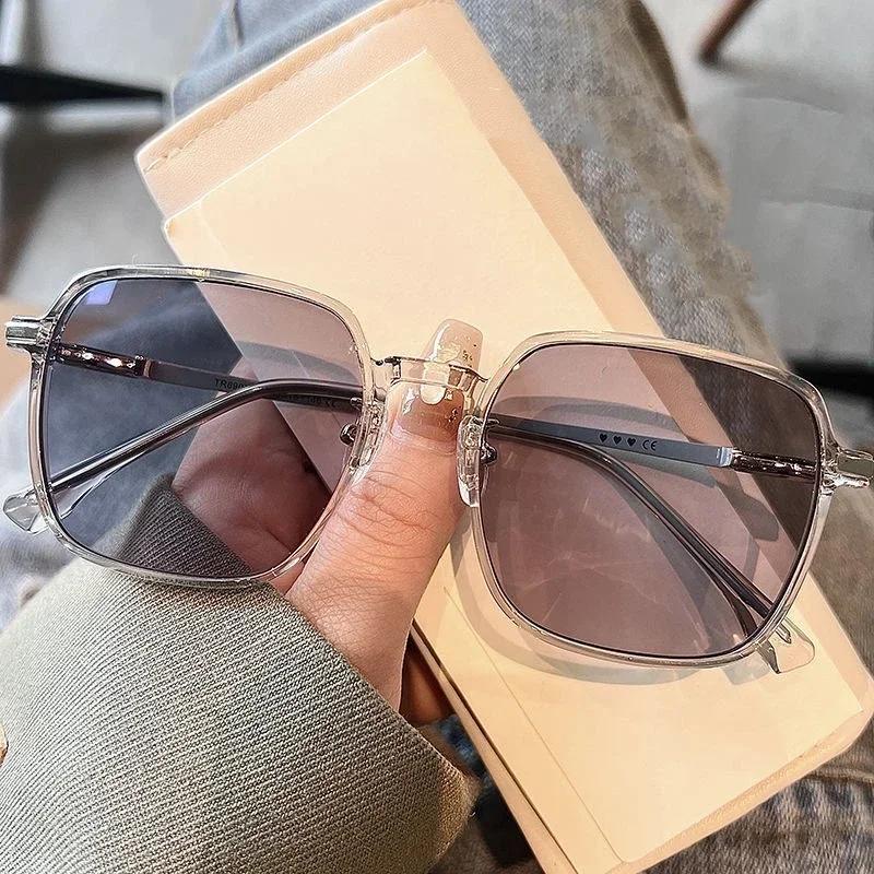 Men Women Photochromic Reading Glasses Anti UV Sunglasses Color Changing Eyewear Luxury Far Sighted 0~+4.0