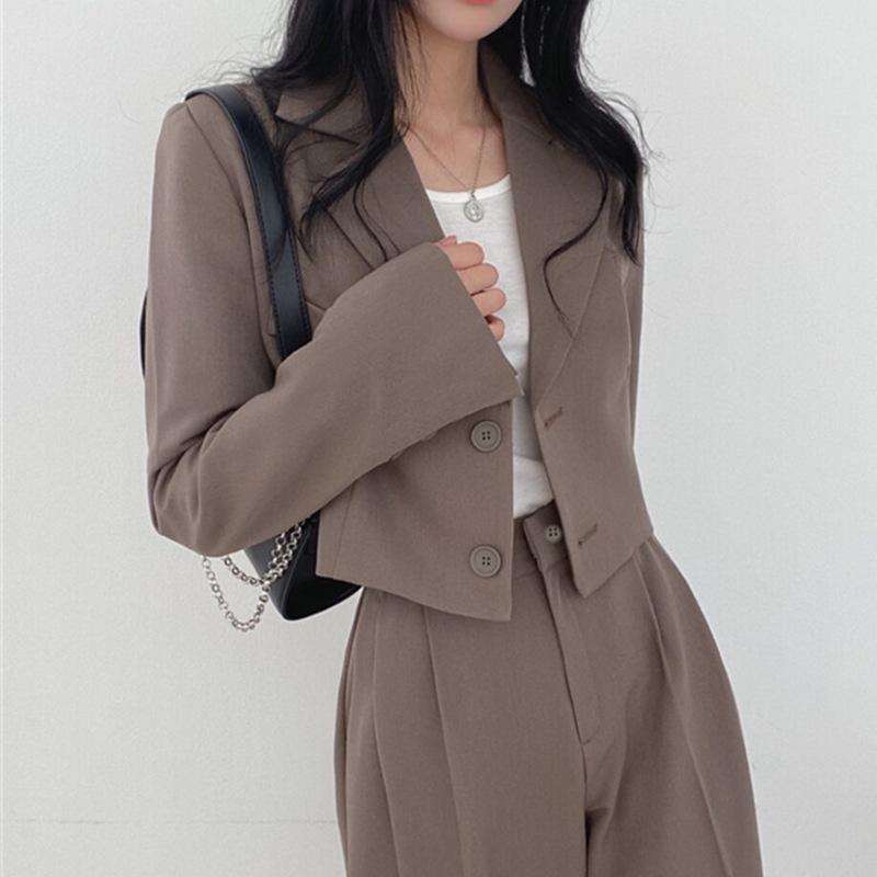 2025 Autumn Petite Khaki Blazer Suit Set for Women: Chic Commuting Style