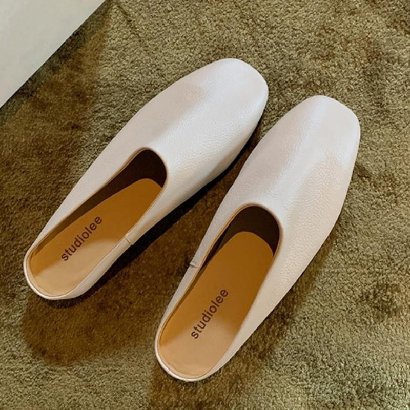 Fashion Genuine Leather Women's Slippers 2025 Summer Outside Wear Flat Bootomed New Casual Soft Muller Bag Head Half Slippers