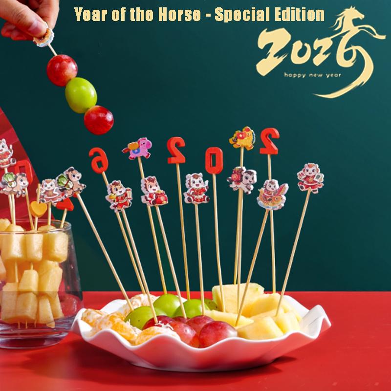 Christmas And New Year Disposable Fruit Sticks Fruit Forks Creative Art Toothpicks (100 Sticks Per Pack)