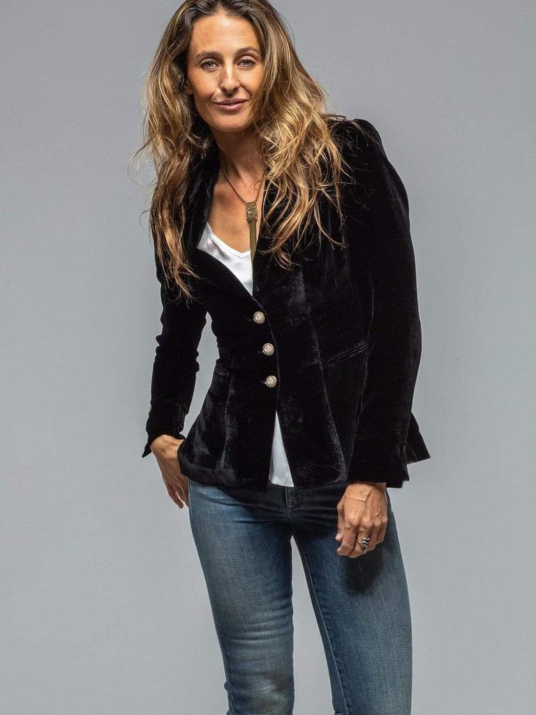 Versatile Velvet Blazer for Women, Retro Style Long Sleeve Outerwear Jacket with Pockets