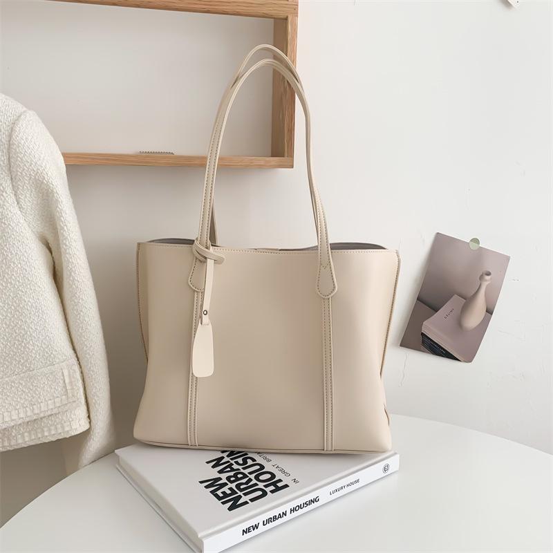 Korean-Style Women's Large Capacity Tote Bag - Fashionable and Casual Shoulder Handbag