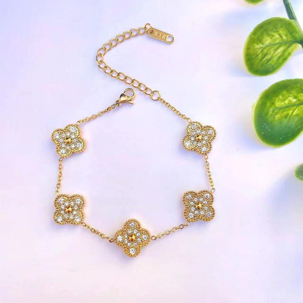 Clover Iced Out Zircon Anti Non Tarnish Free Stainless Steel Waterproof Fashion Jewelry Bracelets Necklaces Earrings Ringfs Set